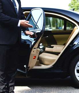 Door to door transfer Airport Transfer Service